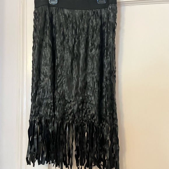 DO+BE Do & Be Black Pencil Fringe Tassel Skirt - Picture 1 of 7